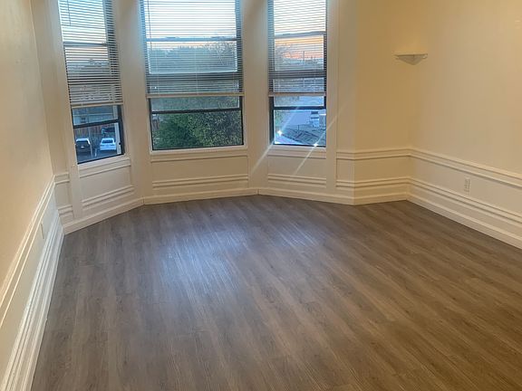 5th image of 315 25th St APT 25