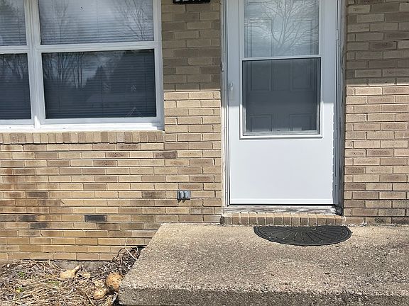 3292 - Left side of duplex