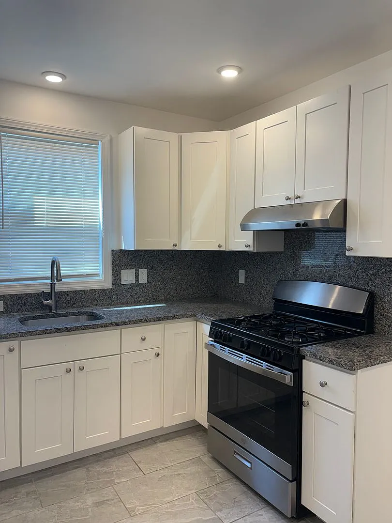 Lynn/Boston No Broker Fees! Brand New Fully Renovated One Bedroom Unit In Top Commuter Location! — Photo 2