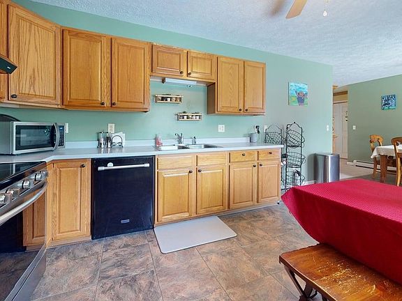 3rd image of 9 Andy Avenue