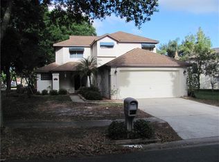 716 Sand Ridge Dr, Valrico, FL 33594