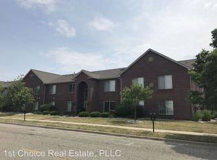 322 Pere Marquette Dr APT 8, Lansing, MI