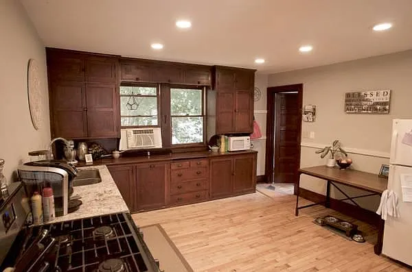 3107 Hayes St NE — Photo 10