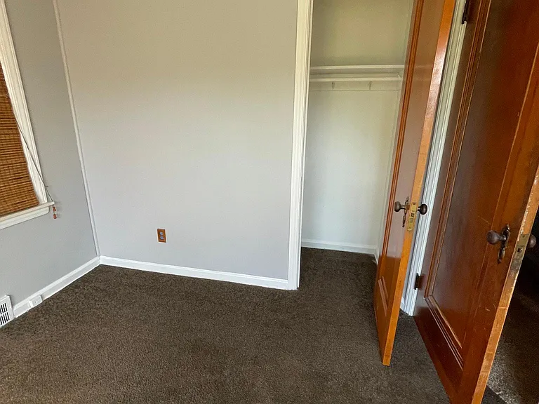 18221 Hanna St — Photo 10