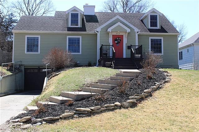 1st image of 2714 Douglas St
