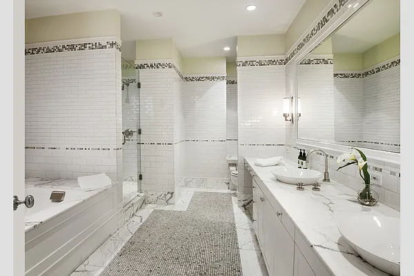 Sold by Stribling | media 8