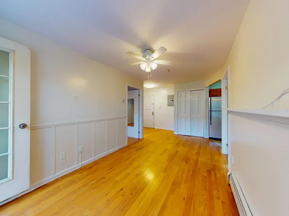 420 42nd Street image 7 of 22