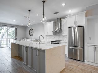 1022 Normandy Trace Rd, Tampa, FL 33602