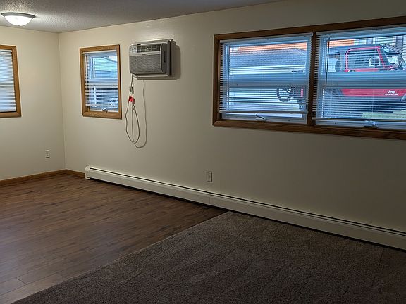 Living & dining area