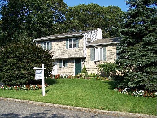 3rd image of 33 Mount McKinley Ave