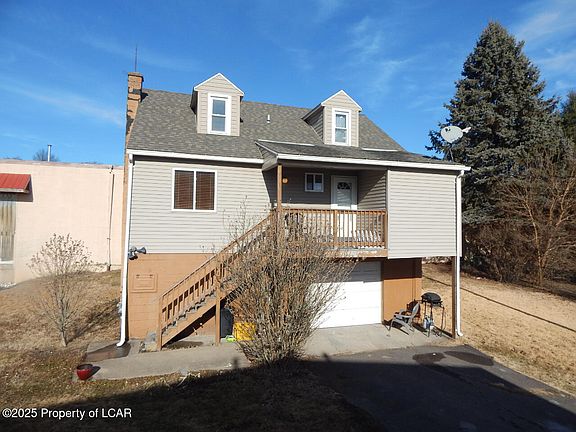 3rd image of 38-40 Abbott St