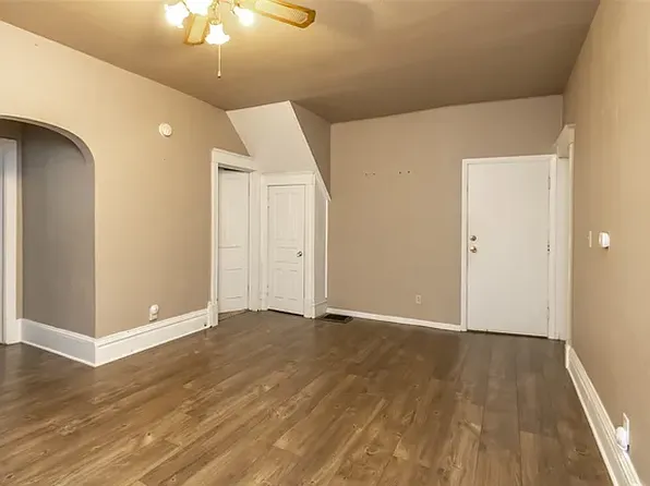 1316 Main St #1, Cedar Falls, IA 50613