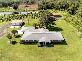 6400 Horseshoe Cir, Bryceville, FL 32009