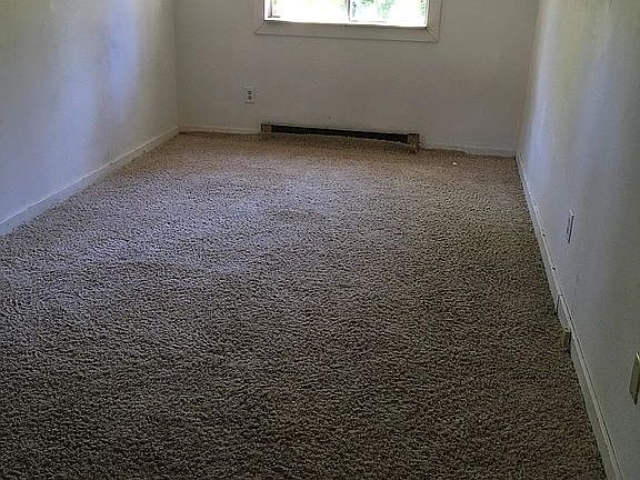 Master room with walk-in 