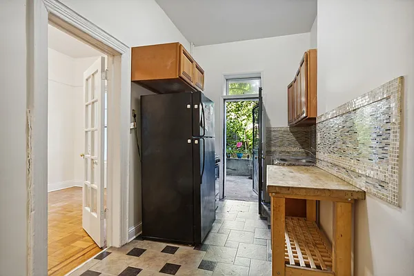 Rented by Corcoran | media 18