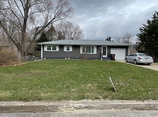 229 Michael Dr, Chesterton, IN 46304