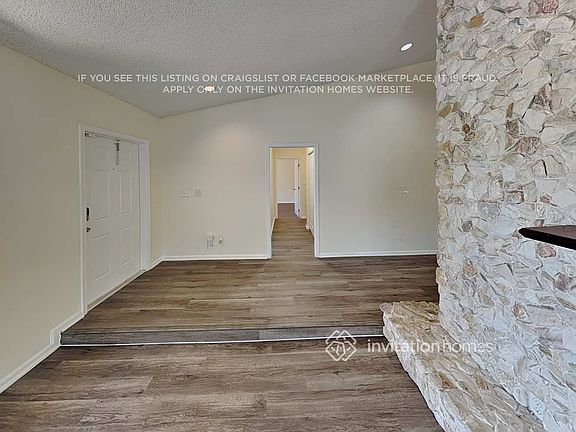 4th image of 10941 NW 7th St