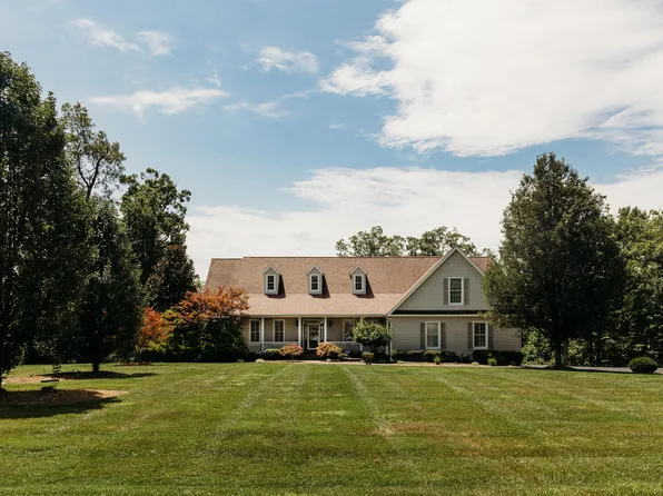 2100 Eagle Dr, Morehead, KY 40351