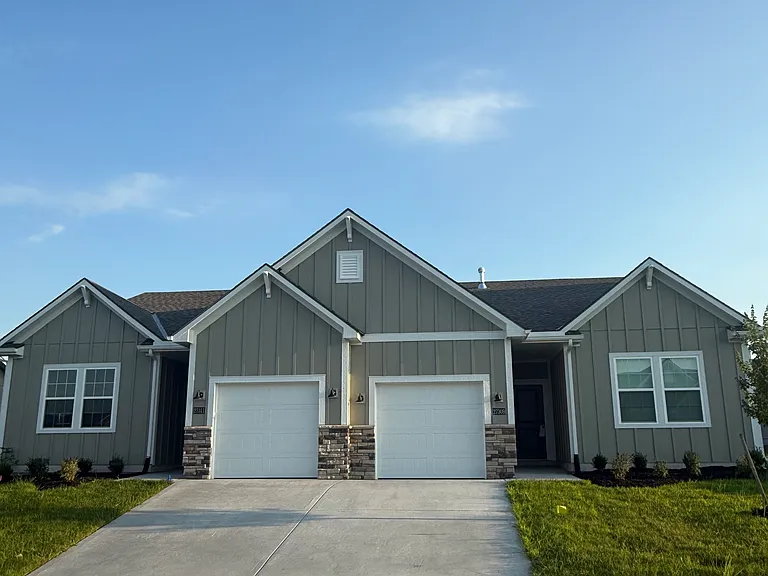 27309 Acacia Dr — Photo 1