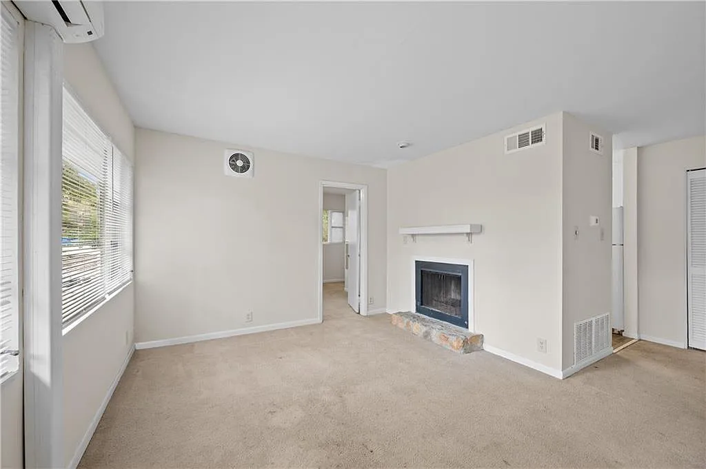 1 bed, 1.0 bath, 600 sqft, $1,000 — Photo 3