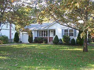 5th image of 15 Riverdale Dr
