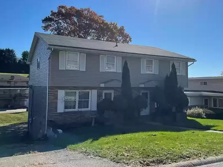 199 Stardust Dr #A — Photo 11
