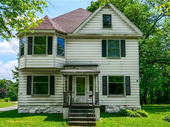 219 Bissell Ave, Youngstown, OH 44505