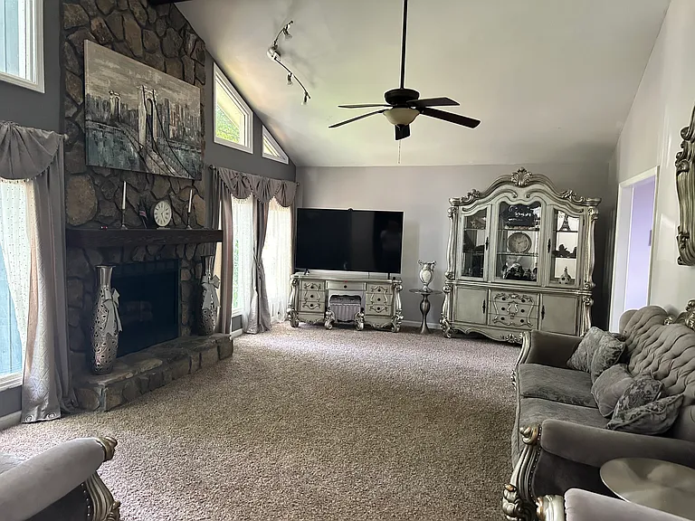 3179 Inman Park Ct — Photo 7