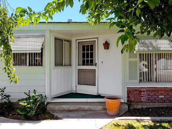 5th image of 433 E Paradise Ln