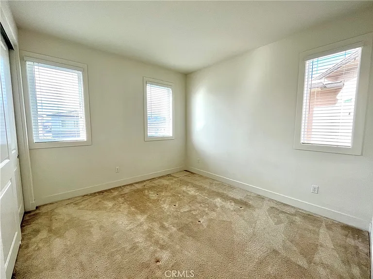 12040 Estrella Pl — Photo 23