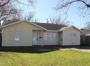 1721 Wayside Dr, Texas City, TX 77590