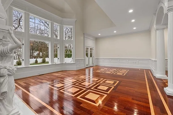 75 Woodfall Rd — Photo 7