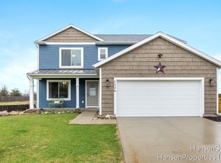 5326 N Point Dr, Pierson, MI 49339