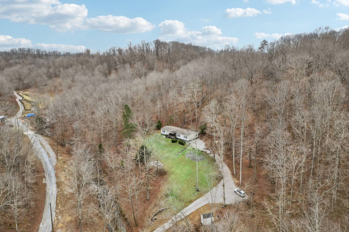 Old Sams Creek Rd-S2312-059.jpg