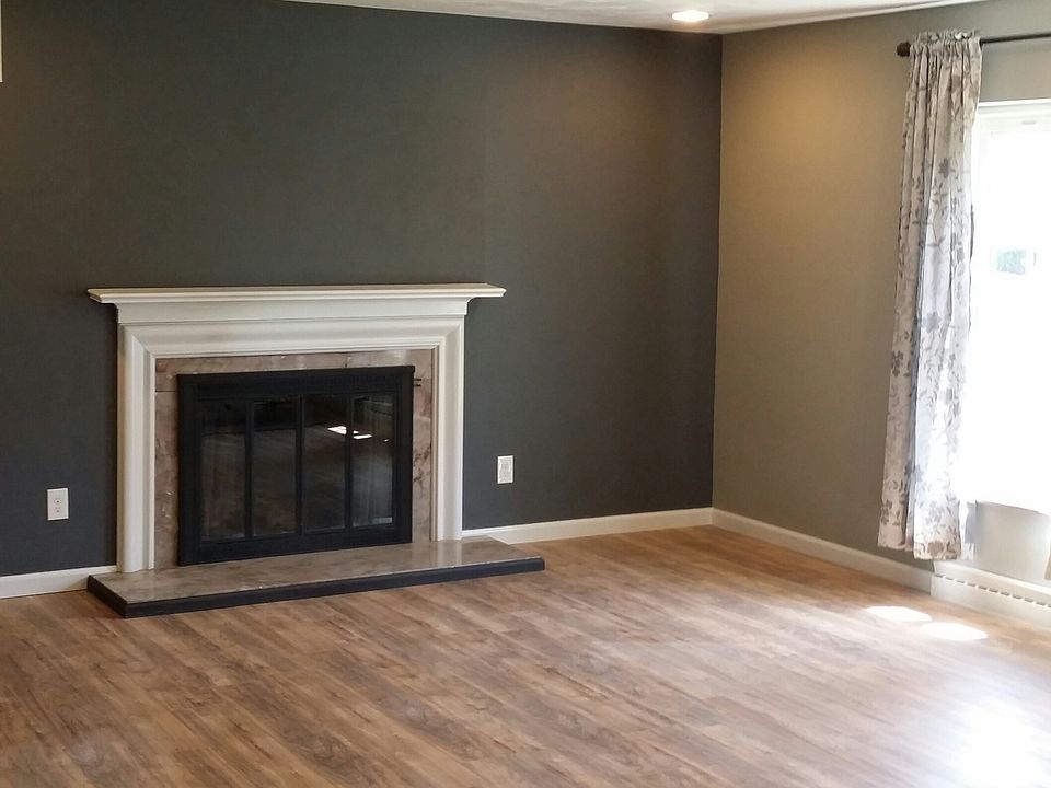 1st image of 11 W Sunrise Ave