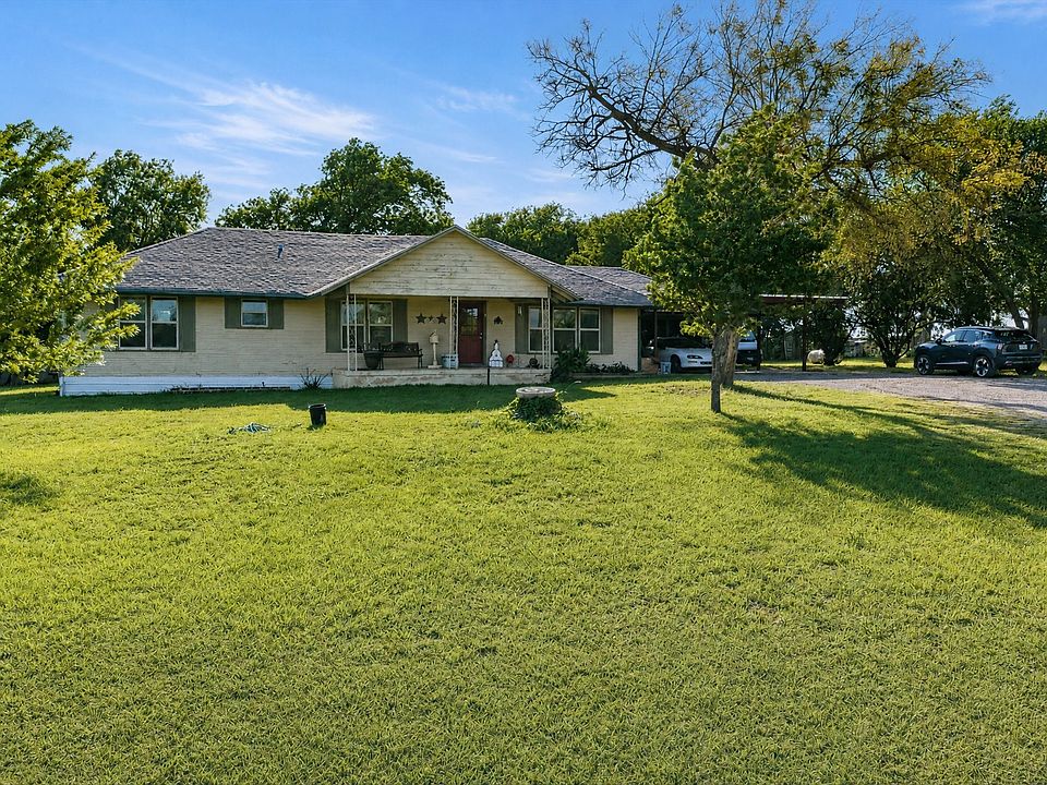 1st image of 301 Ovilla Rd