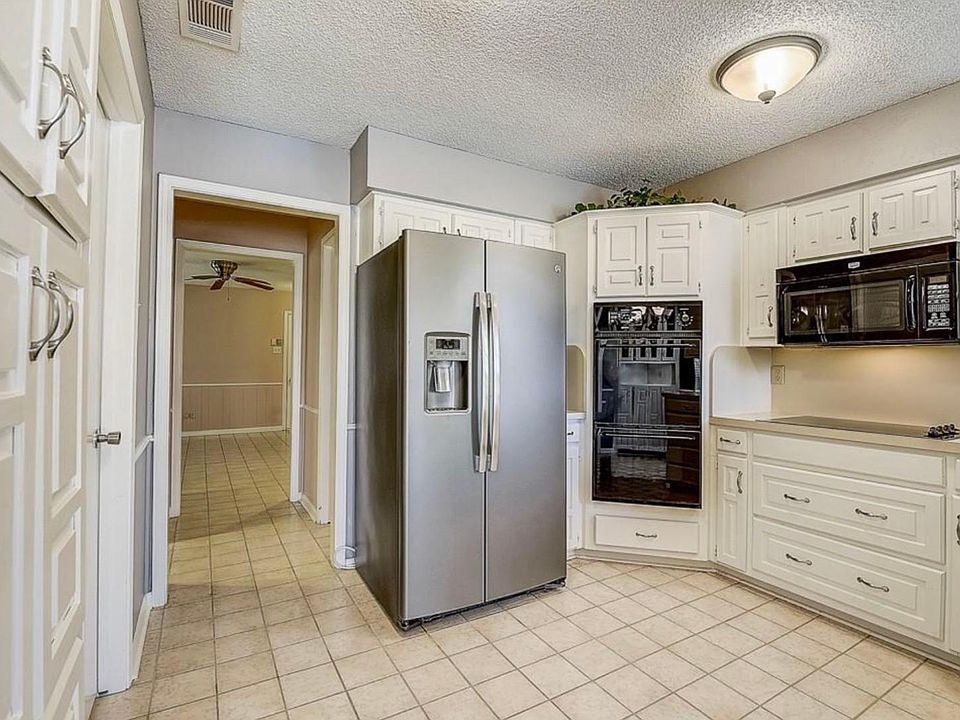 1st image of 1706 Rosemeade Cir