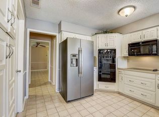 1706 Rosemeade Cir, Carrollton, TX 75007