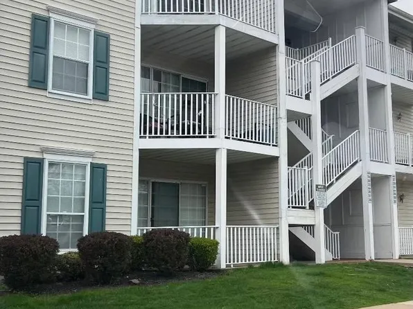 102 Albury Way, North Brunswick, NJ 08902