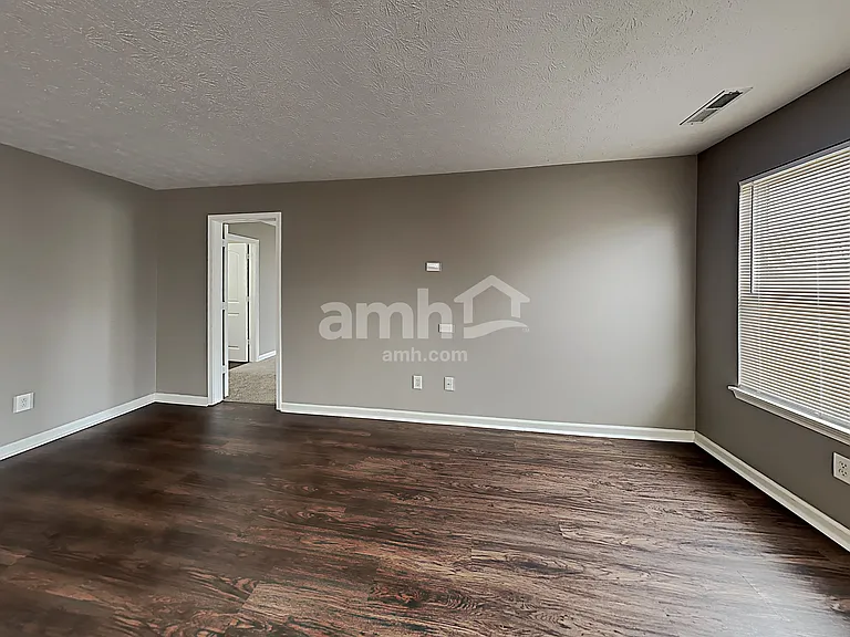 10632 Landsbrook Run N — Photo 6
