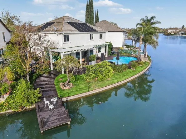 2708 Hinton Cir, Elk Grove, CA 95758