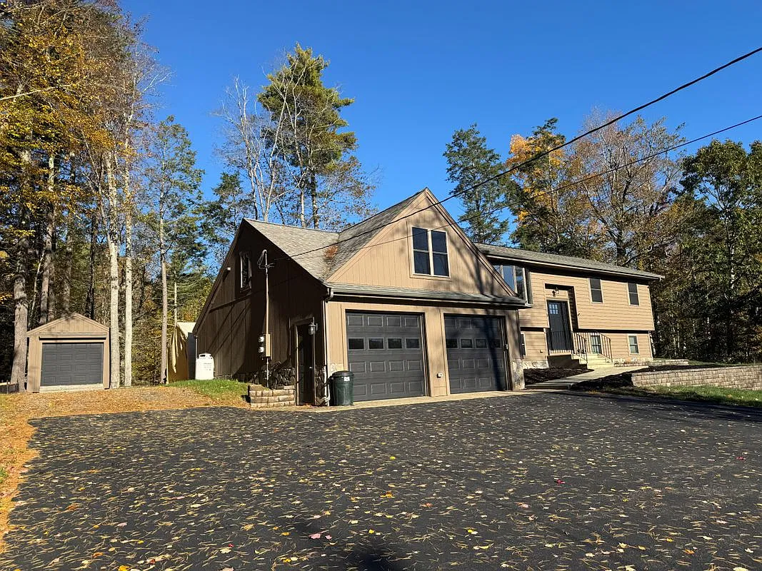 2 bed, 1.0 bath, 1000 sqft, $1,800 — Photo 2