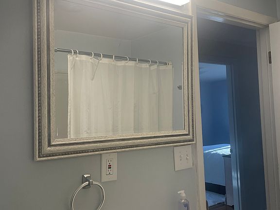 2nd image of 120 Stepto Ln #120
