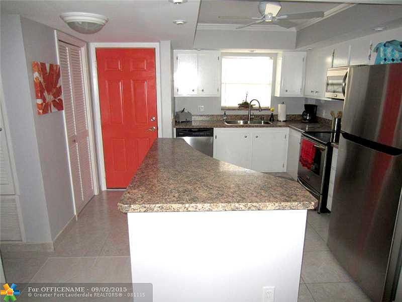 1st image of 700 SE 6th Ave APT 209