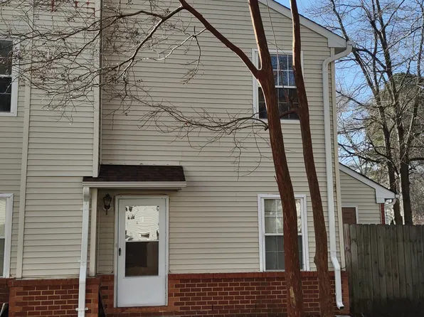 203 Quarter Trl APT E, Newport News, VA 23608