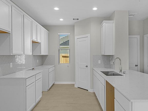 3rd image of 3942 Downy Birch Ln