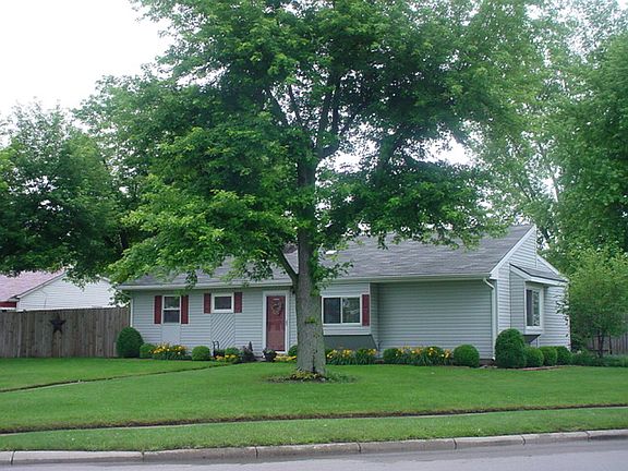 3rd image of 402 Florence Ave