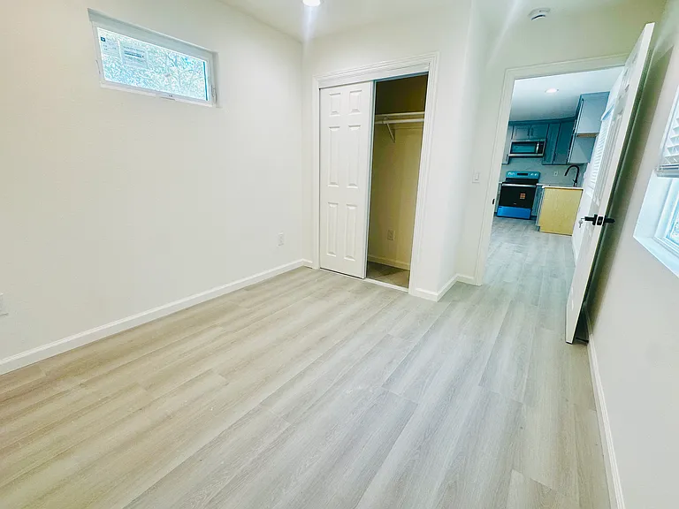 846 Harding Ave #B — Photo 11
