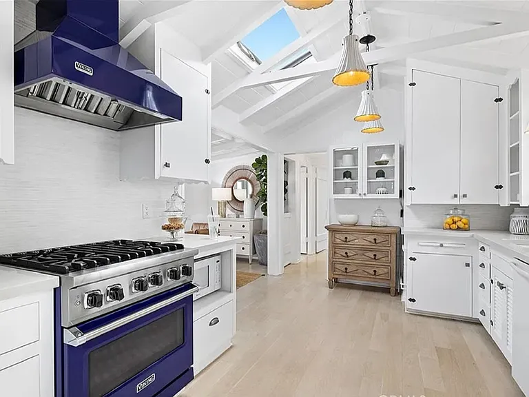 313 Amethyst Ave — Photo 6