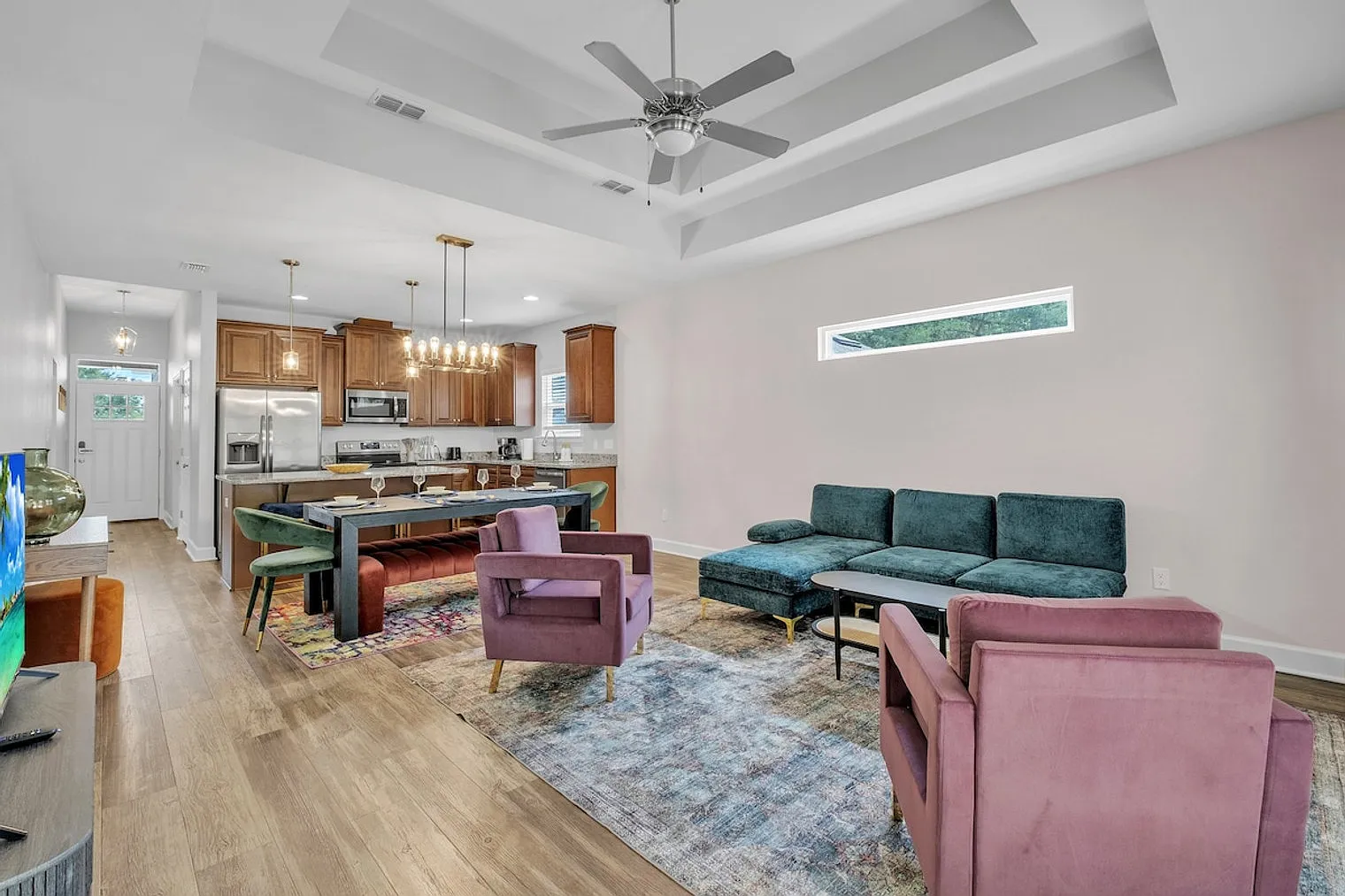 3 bed, 2.0 bath, $5,409 — Photo 2
